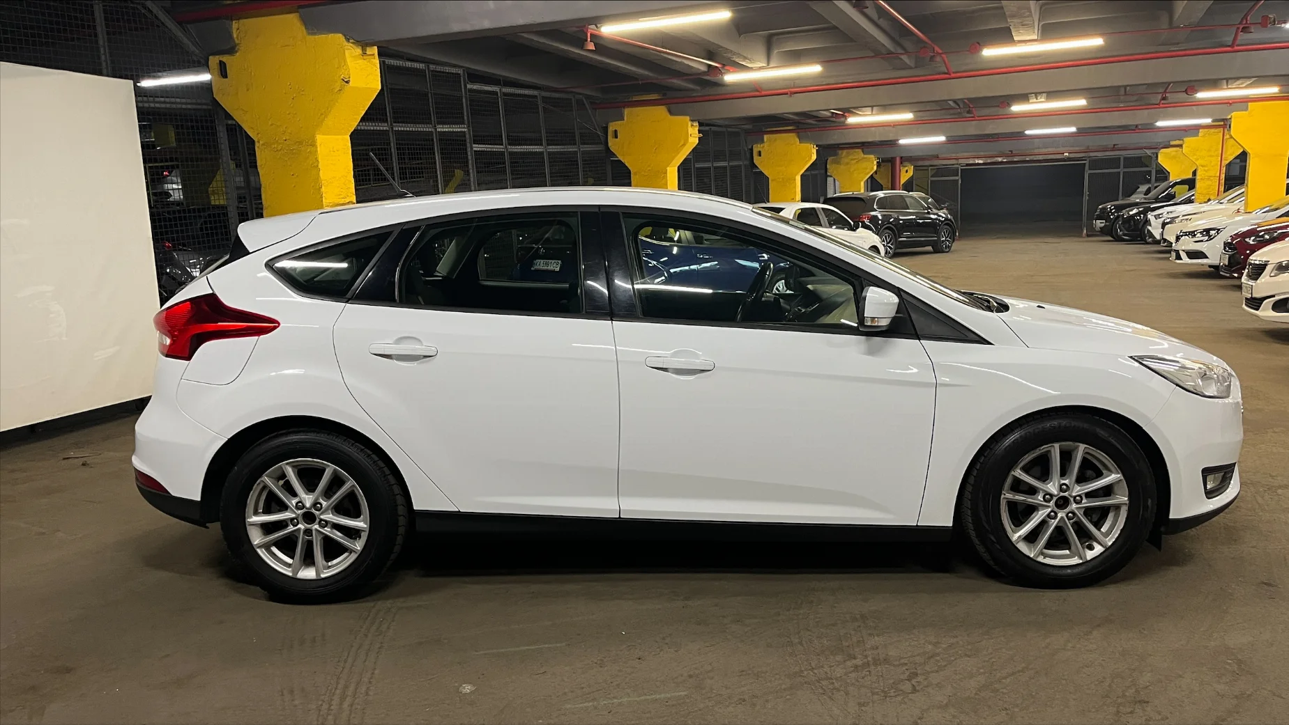 Ford Focus photo