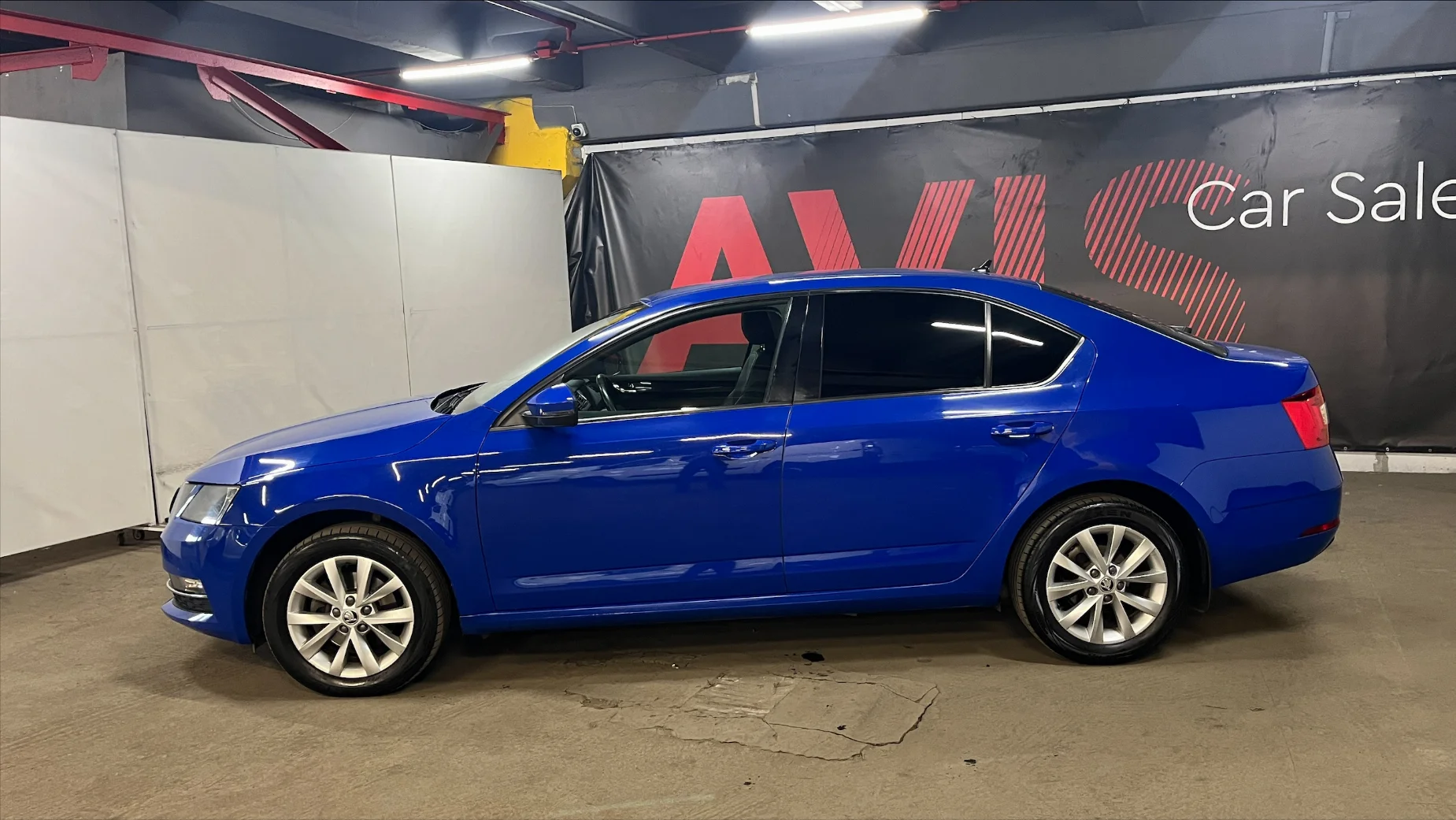 Skoda Octavia photo
