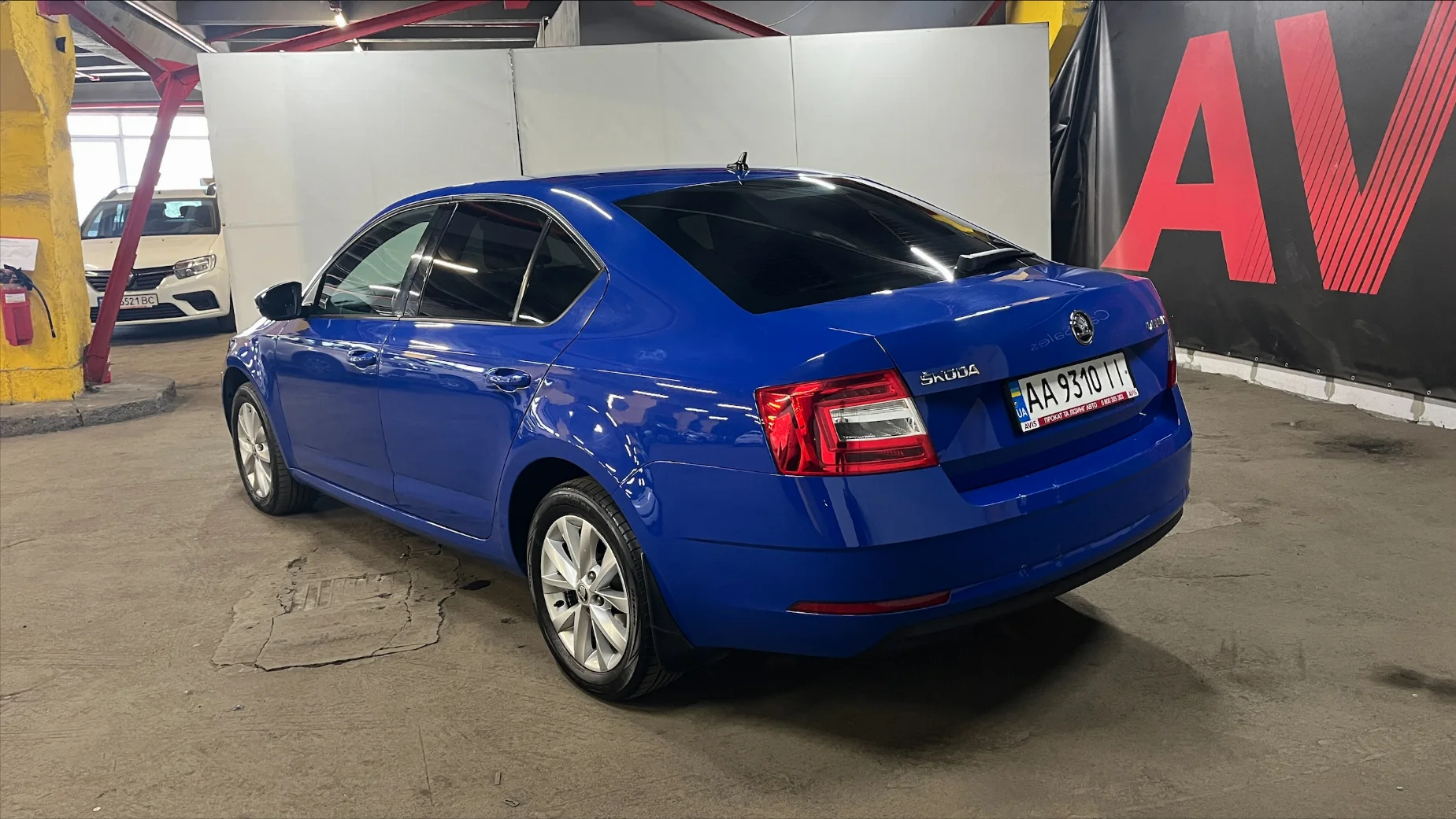 Skoda Octavia photo