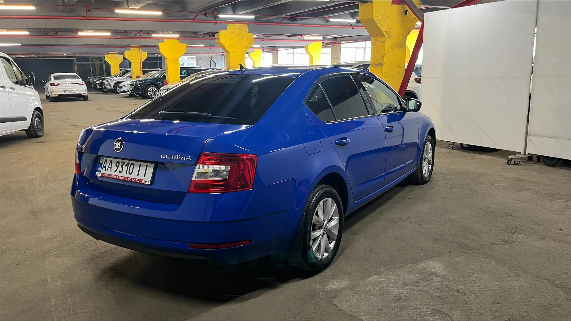 Skoda Octavia photo