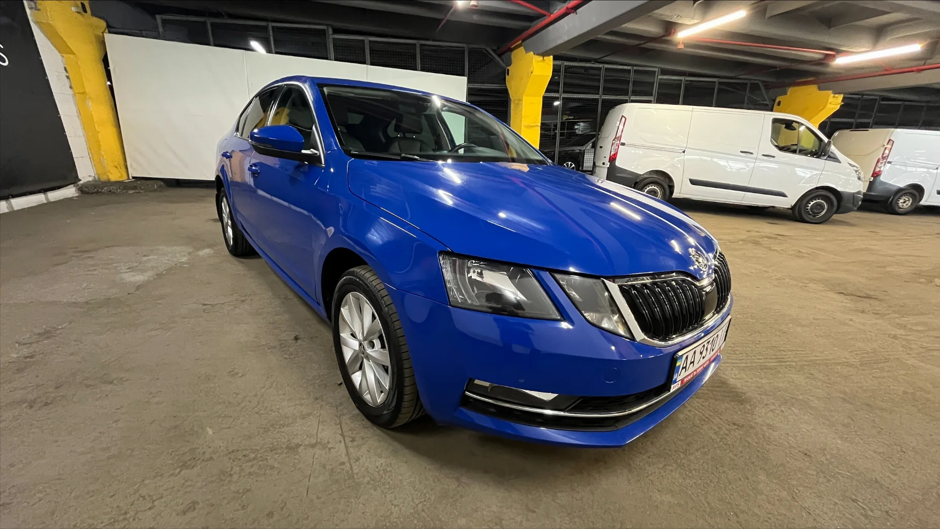 Skoda Octavia photo