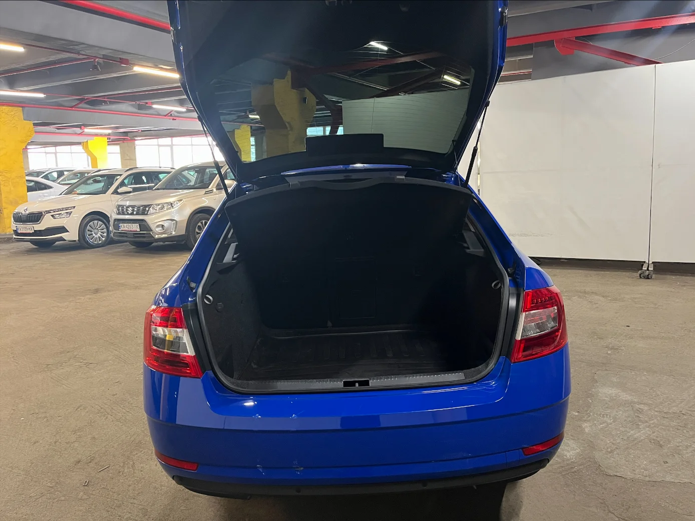 Skoda Octavia photo