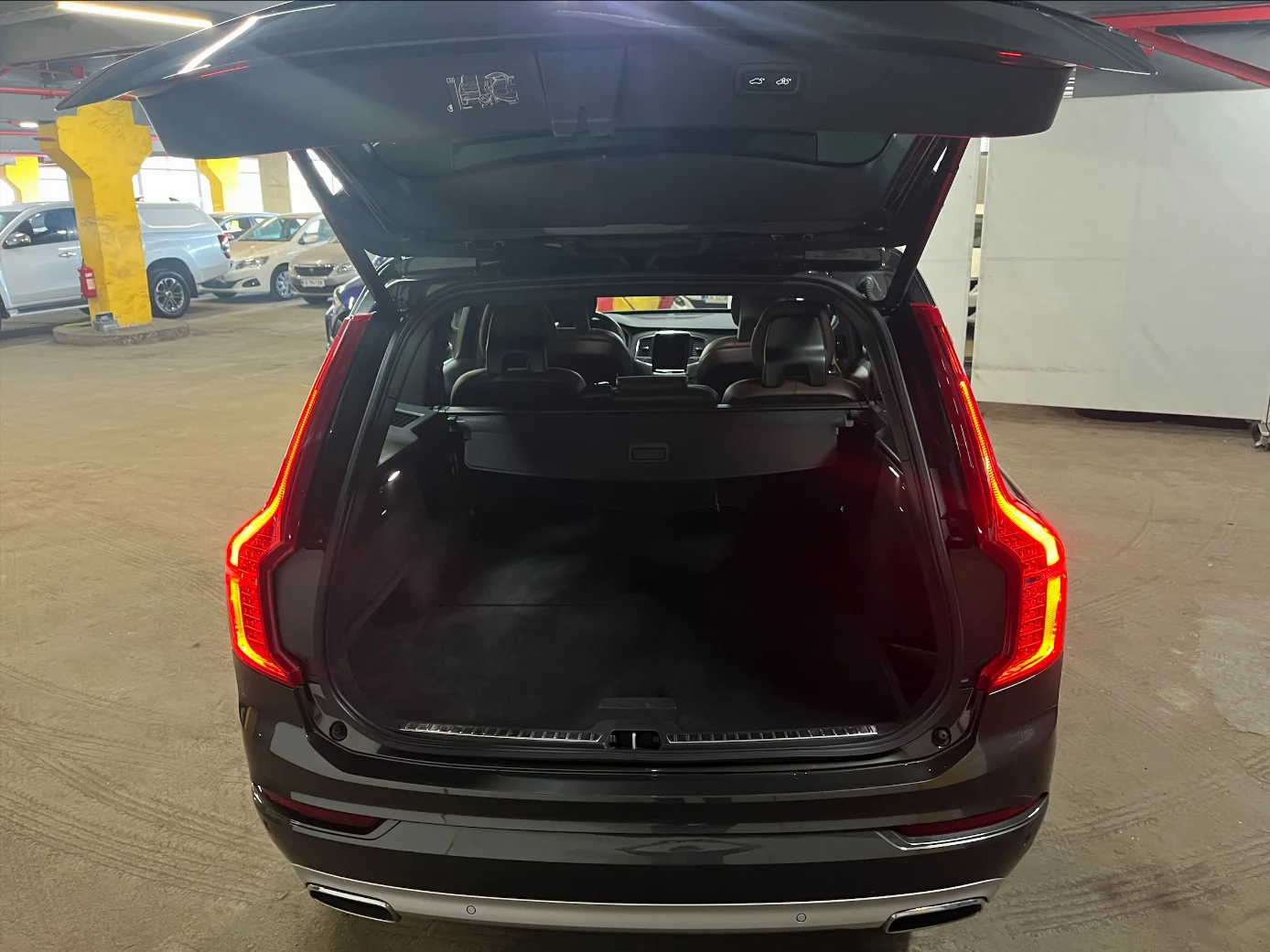 Volvo XC 90 photo