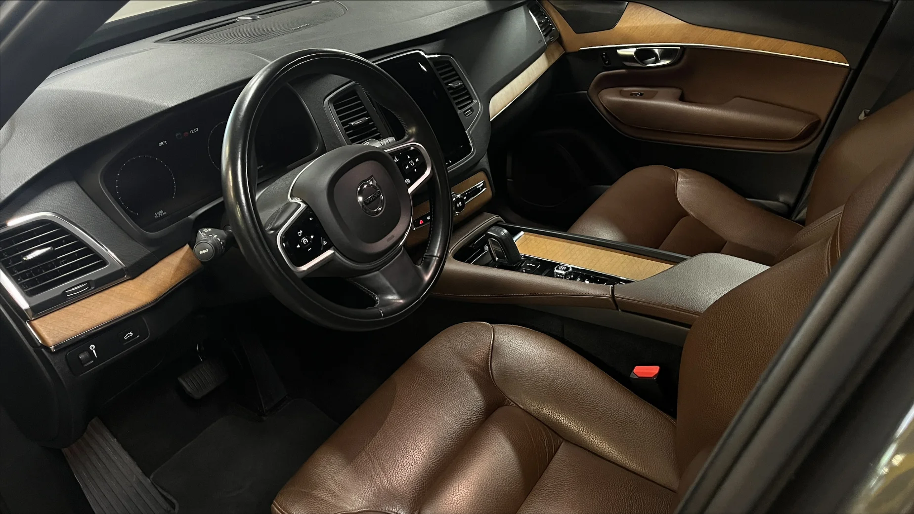 Volvo XC 90 photo