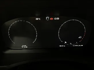 Volvo XC 90 photo-11