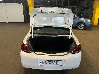 Peugeot 301 photo-15