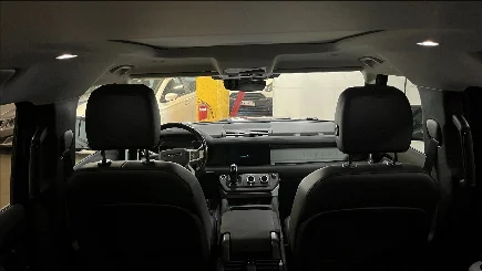 Land Rover Defender photo-10