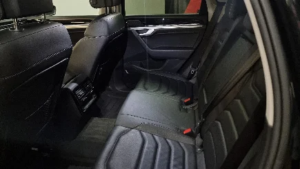 Volkswagen Touareg photo-7
