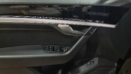 Volkswagen Touareg photo-10