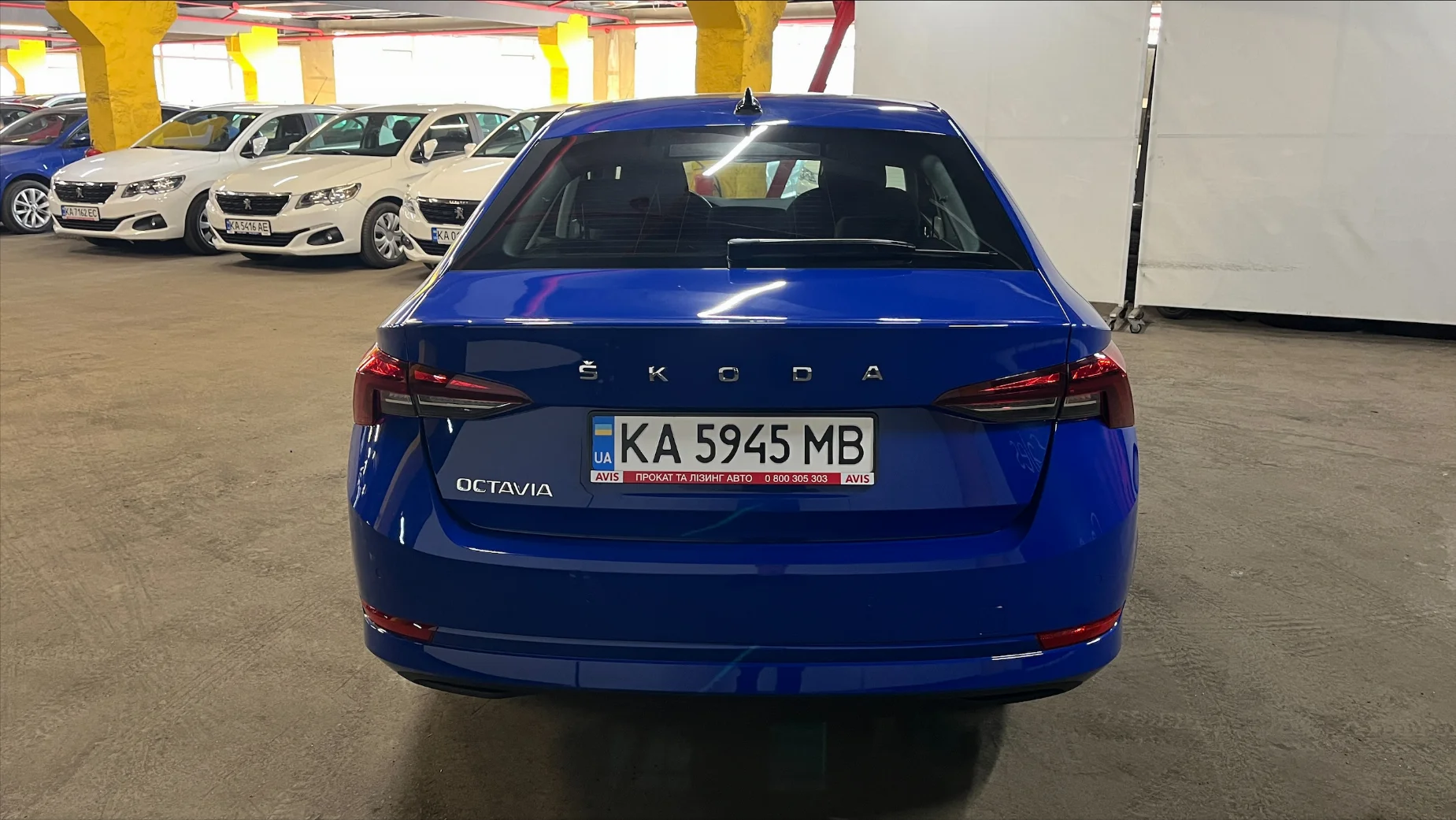 Skoda Octavia photo