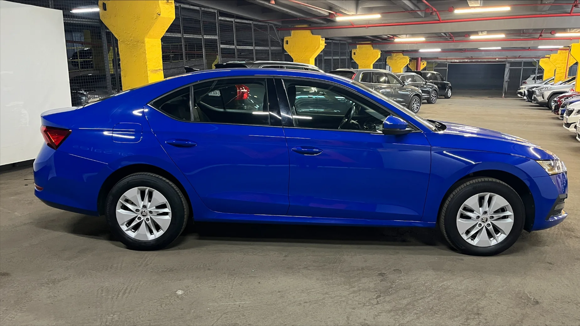 Skoda Octavia photo