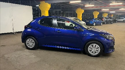 Toyota Yaris photo-7