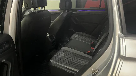 Volkswagen Tiguan photo-2