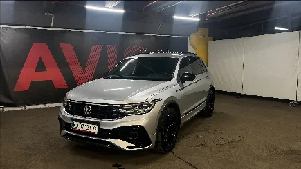 Volkswagen Tiguan photo-1