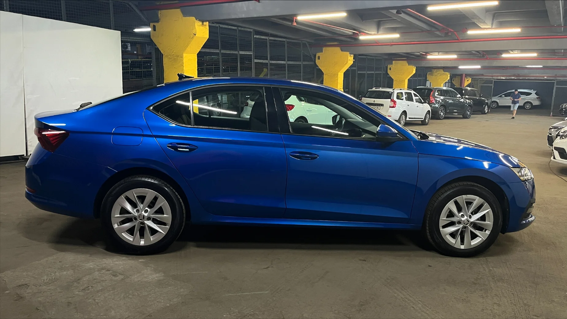 Skoda Octavia photo