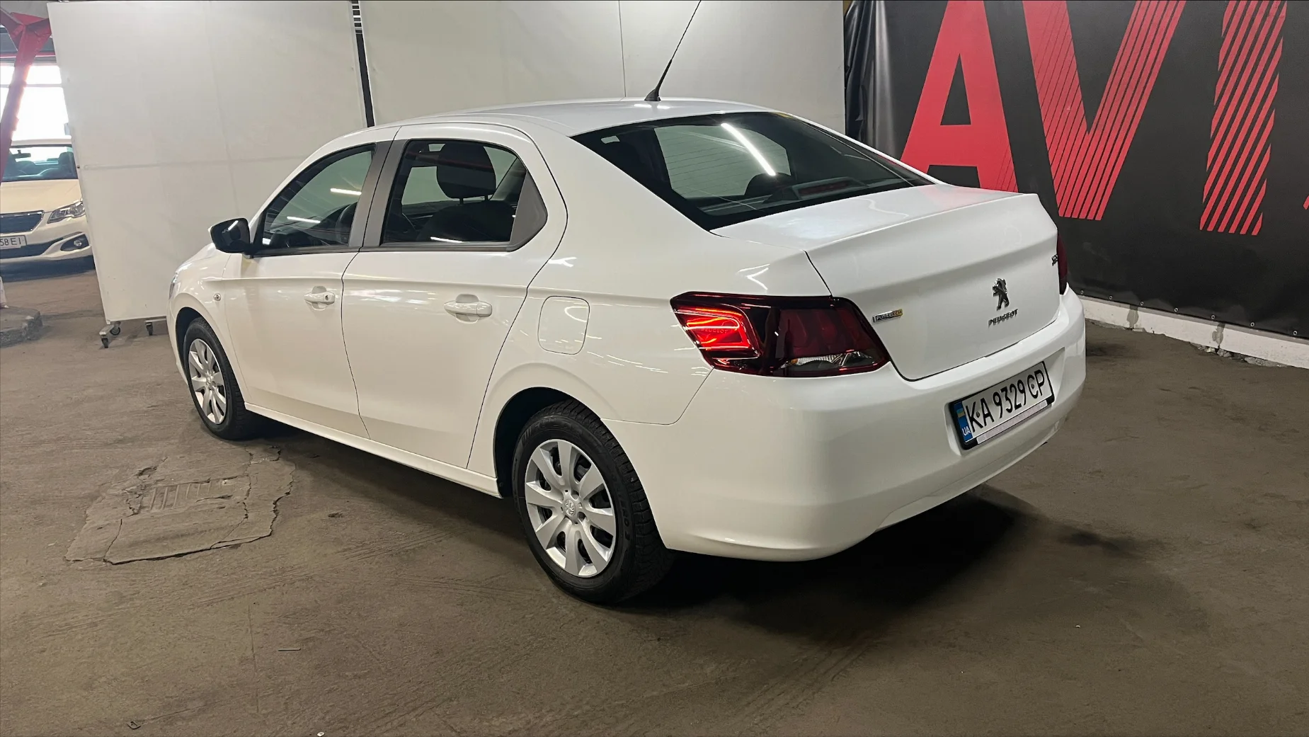 Peugeot 301 photo
