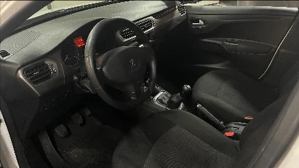 Peugeot 301 photo-11