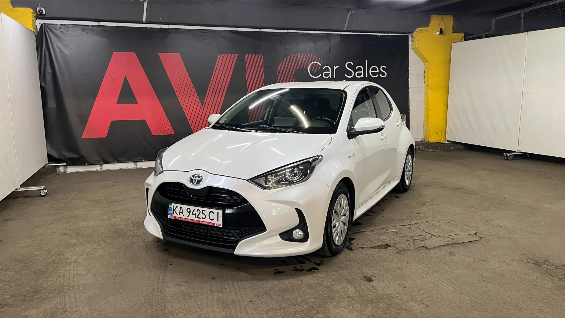 Toyota Yaris photo