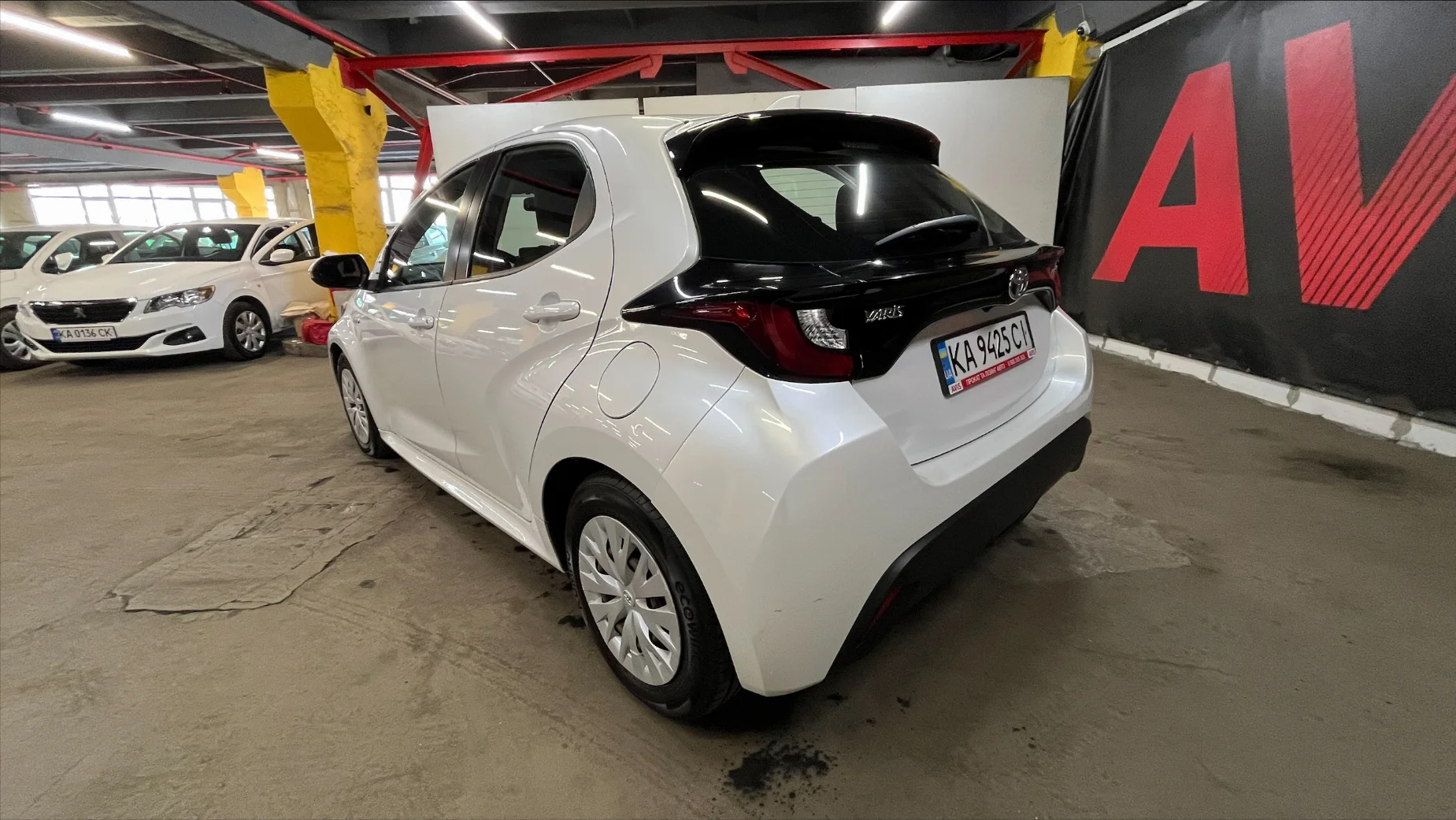 Toyota Yaris photo