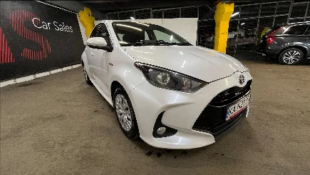 Toyota Yaris photo-6