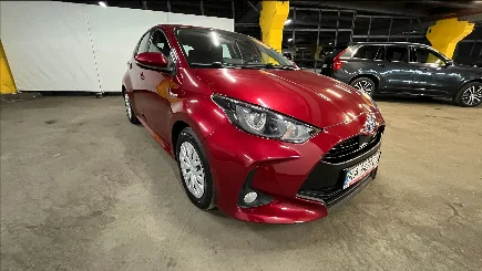 Toyota Yaris photo-6