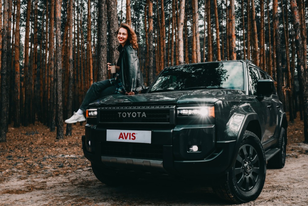 легкові авто з великим кліренсом